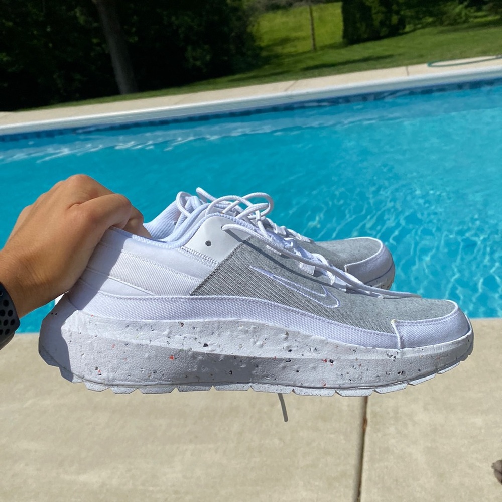 Nike Crater Remixa, Size 9 womens. NEVER WORN